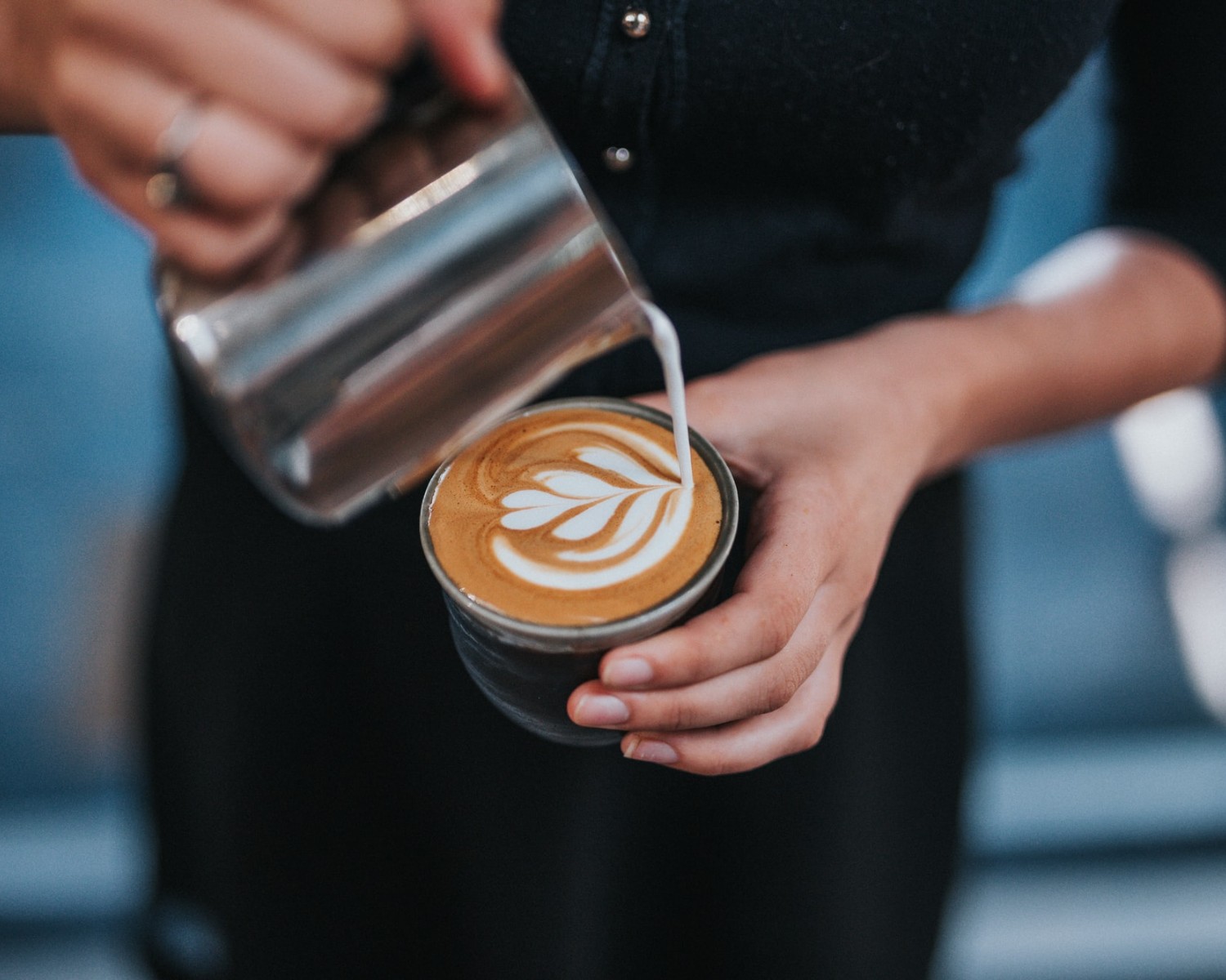 Ejemplo de CV de barista: guía y consejos para redactarlo en 2025