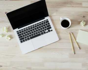 Diseña tu CV con las 12 mejores plantillas de CV para descargar en 2025