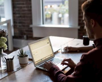 Más de 30 consejos para redactar tu CV en 2025