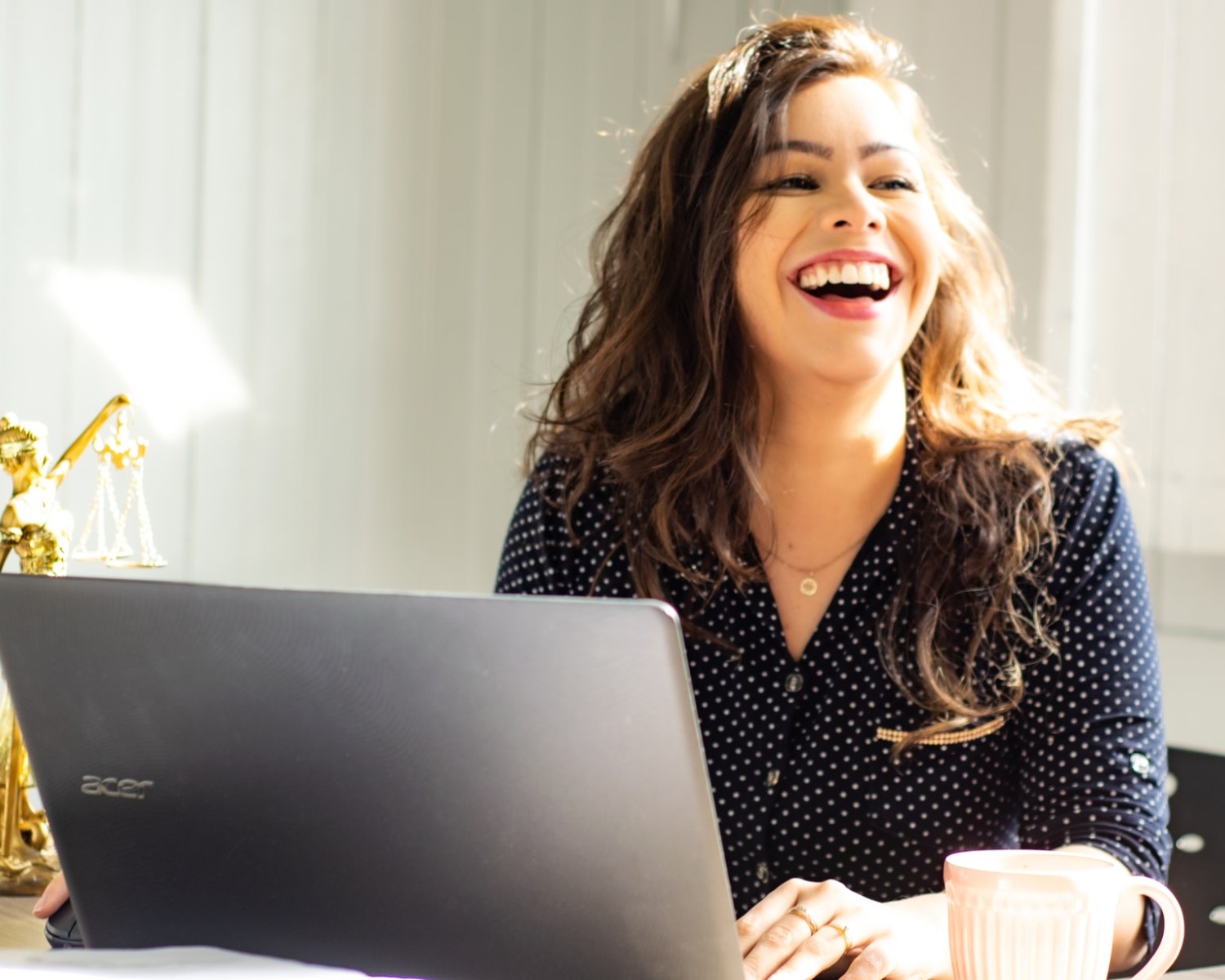 Cómo escribir un CV: ejemplos y consejos