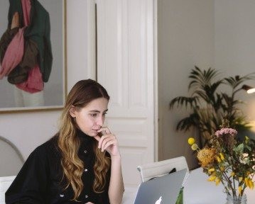 Plantillas de CV LaTeX: para quién, por qué y ejemplos