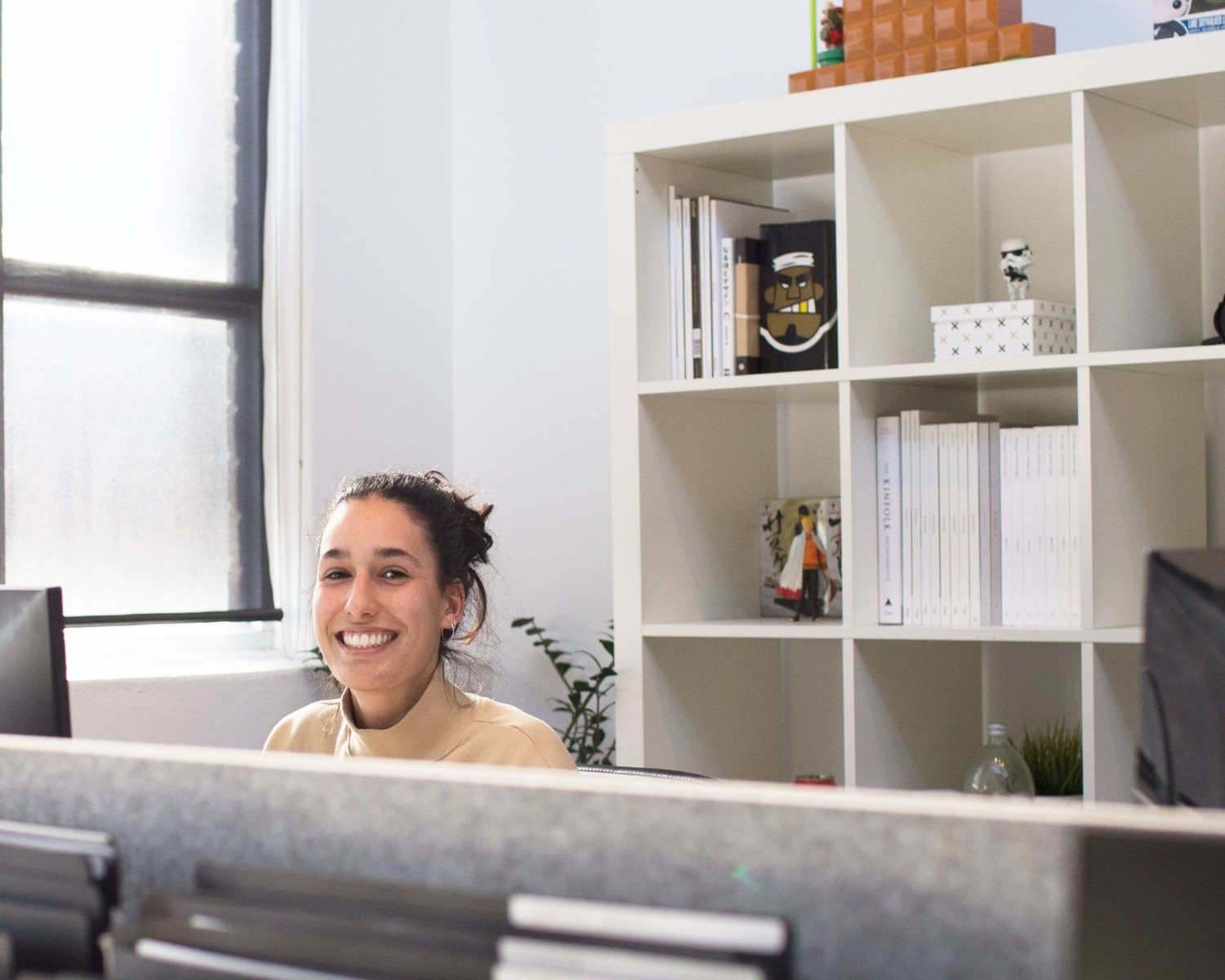 Ejemplo, plantilla y guía de redacción de CV de recepcionista